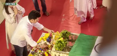 Sachin Tendulkar Gets Emotional While Paying Tribute to Legendary Singer Asha Bhosle